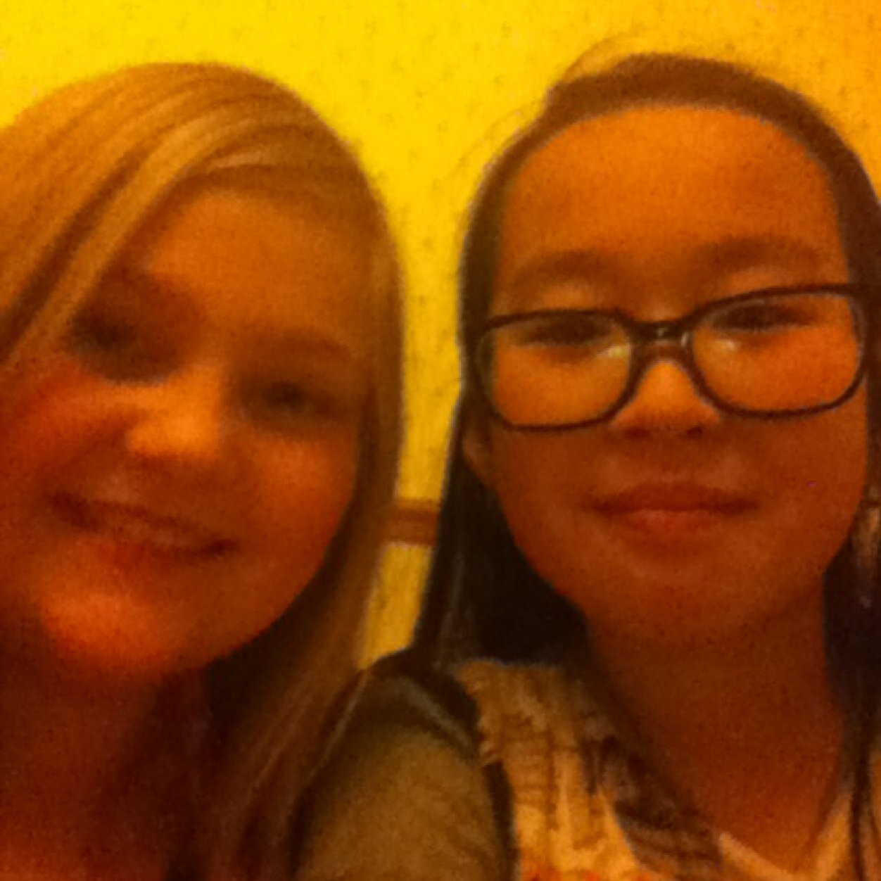 ~FCTWENTE~ ^LOVEYOUx^ - SINGEL- •YOLO•♡VOETBAL♡BEST FRIEND ANGELA )