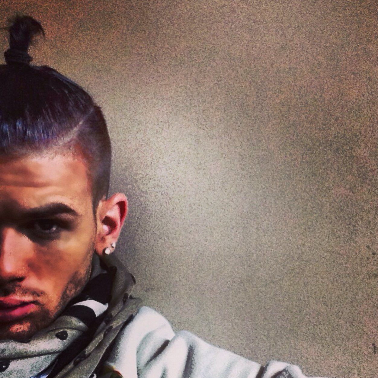 matt_gibson23's profile picture. Hair Designer & Barber at @Artizansalon For Enquiries + Appointments Please Call: 01582 668477