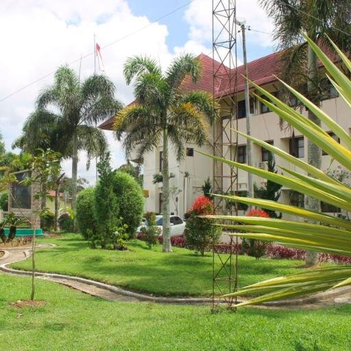 iasmalbi's profile picture. DM ke @iasmalbi untuk berbagi info seputar SMA Negeri 5 Bukittinggi
Semua DM nanti akan disebar ke follower @iasmalbi