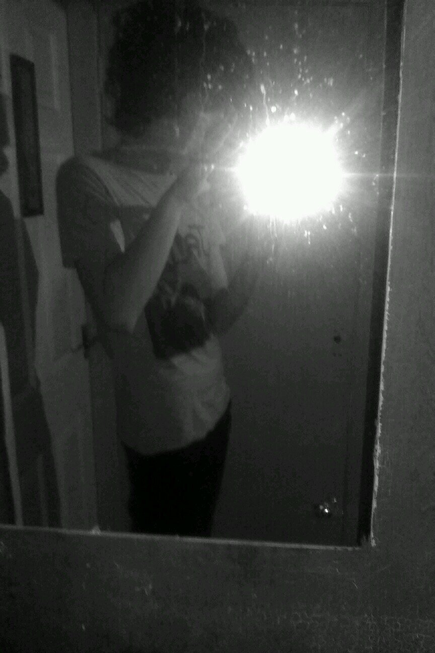 EasyPeasEee's profile picture. 