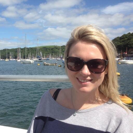 PR @nylonPR fad diet obsessive, mulberry handbags, cocktails and skiing and occasional malibu drinker...