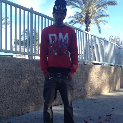 tHuG,tRaPahOlic