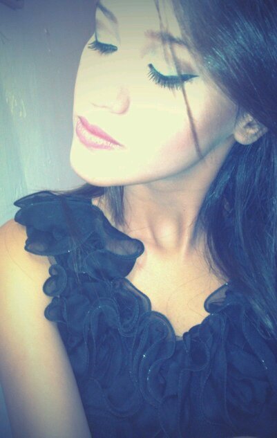 21a. Todo lo que pueda hacer en esta vida lo haré, siempre con DIOS♥. Diseñadora Gráfica, Bailarina y modelo en formación♣