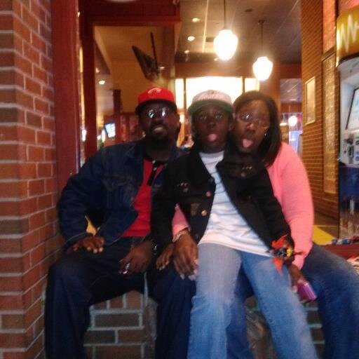 tsan6501's profile picture. motorcycle lover, parent, foamposite rocker