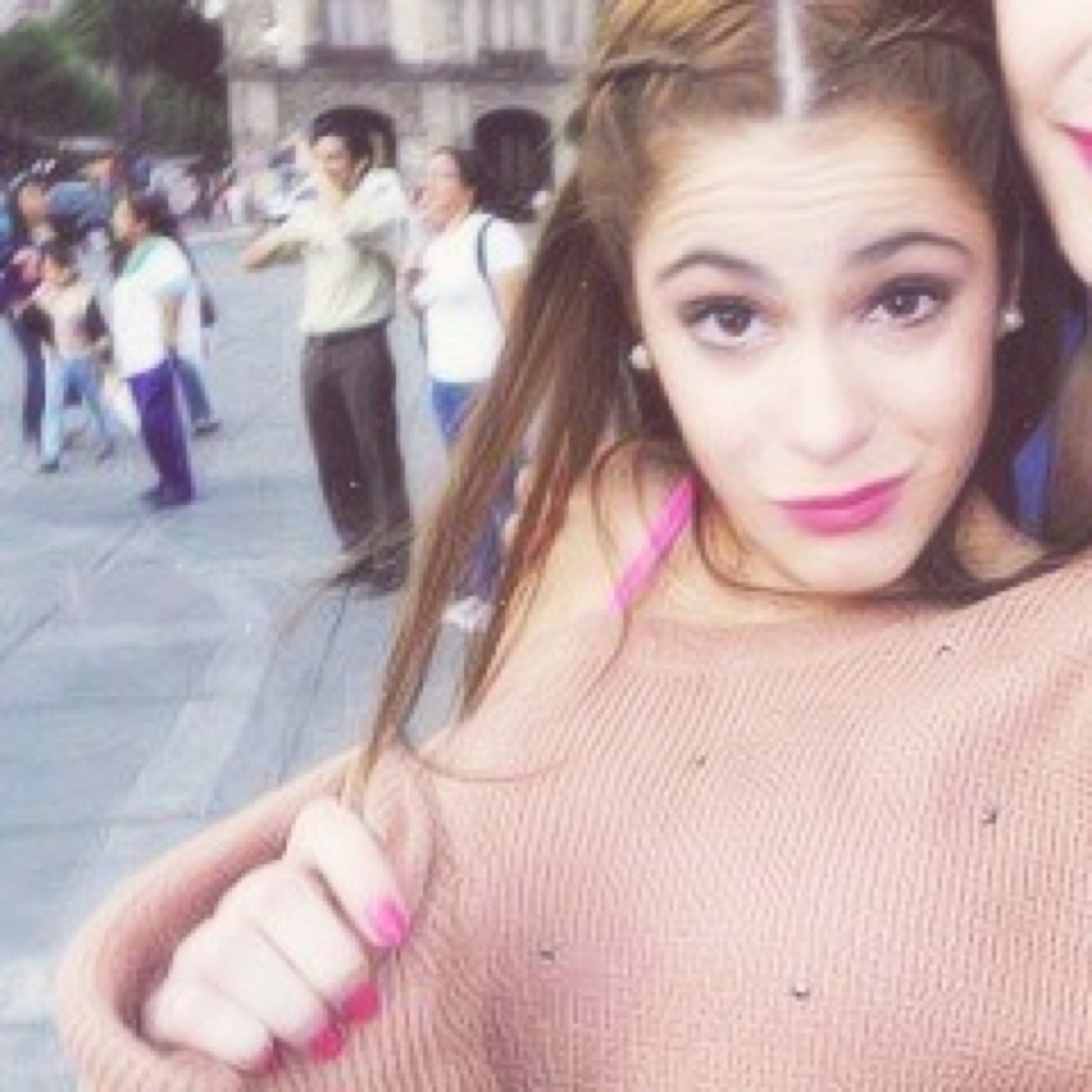 Quiero abrazarte, quiero besarte, quiero tenerte junto a mí.♡
