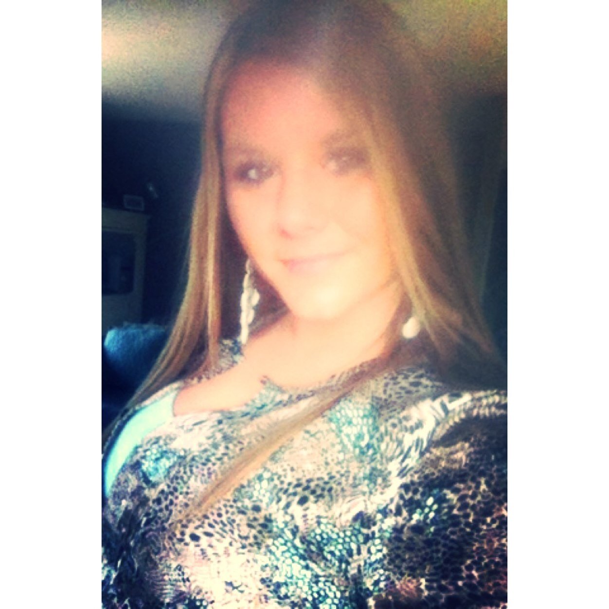 dientjelove's profile picture. 