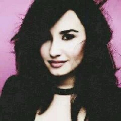 Profile Picture of Lauren (@LaurenBrogan5) on Twitter