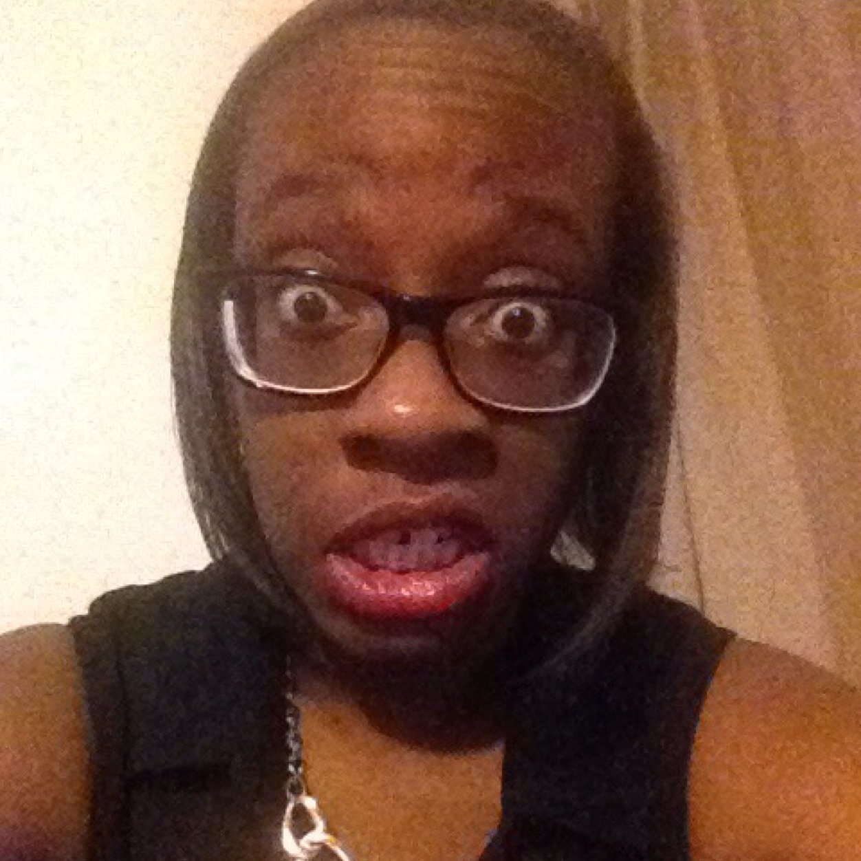 Leelee_Minto's profile picture. Student of life. Driving through the fast lane, catch me if you can✌