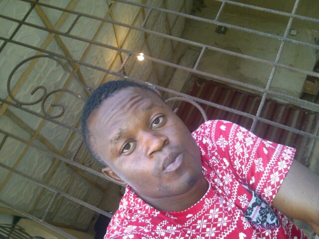 Am cool n gentle fun 2 be with, a student of unilag, am into printing LARGE FORMAT PRINT, izgracez media Nig Ltd, Banners, Billboard, Rollup Stand...08092592115