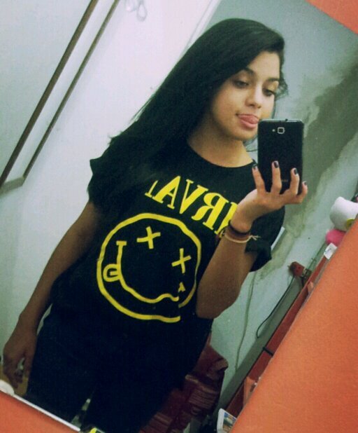 Ana Luiza, 17.