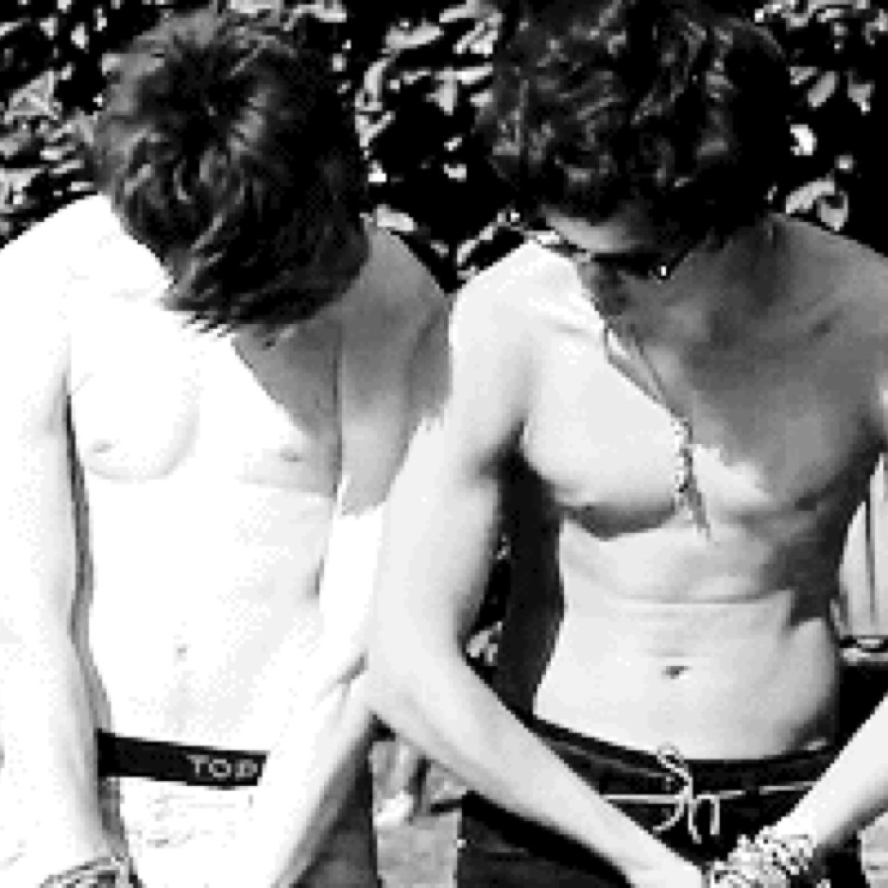The Vamps | 5SOS | One Direction| Irish | I follow back :) 0/5 VTT follow :)