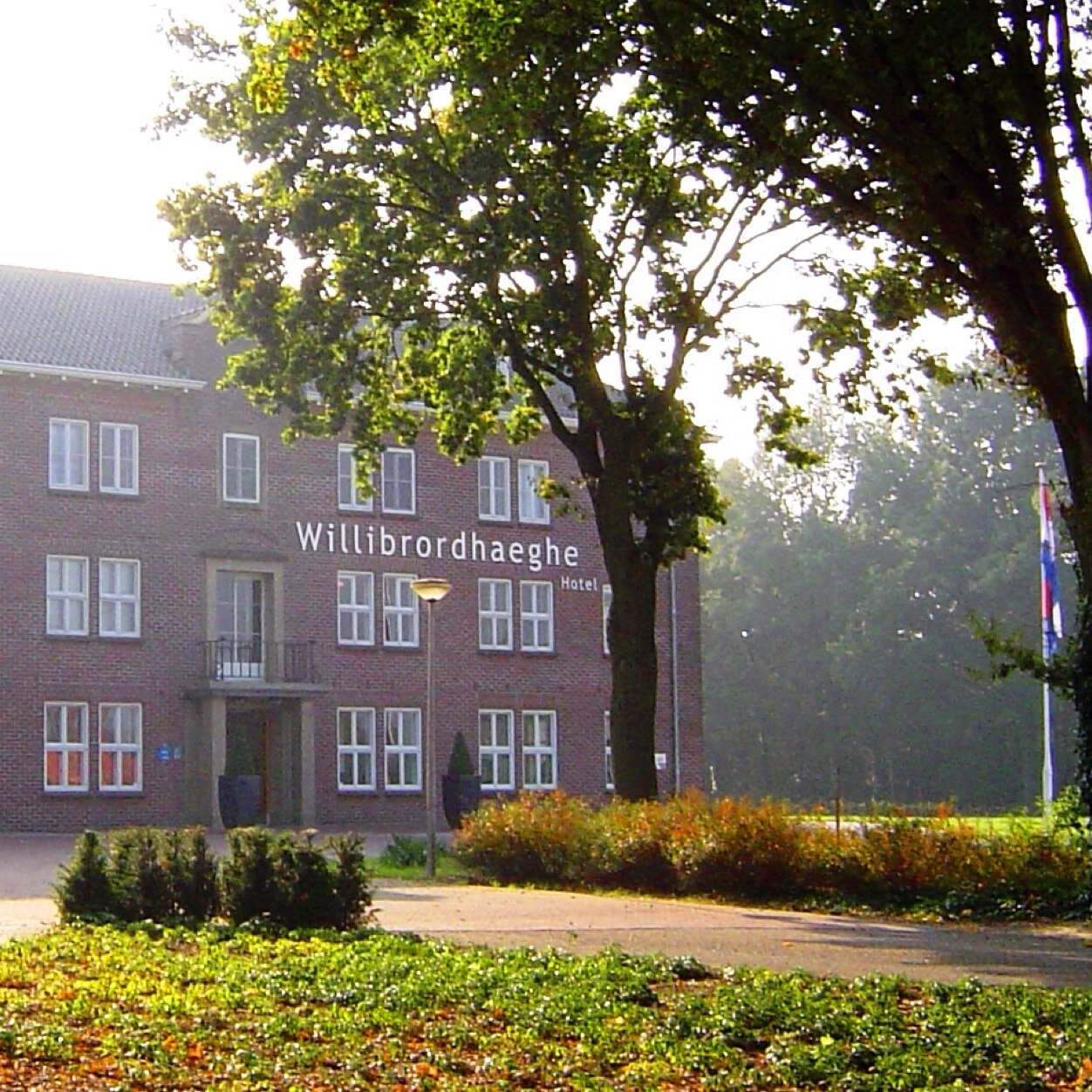 Uniek 4* hotel met een bijzonder karakter gevestigd in een voormalig klooster met 79 kamers en 22 zalen