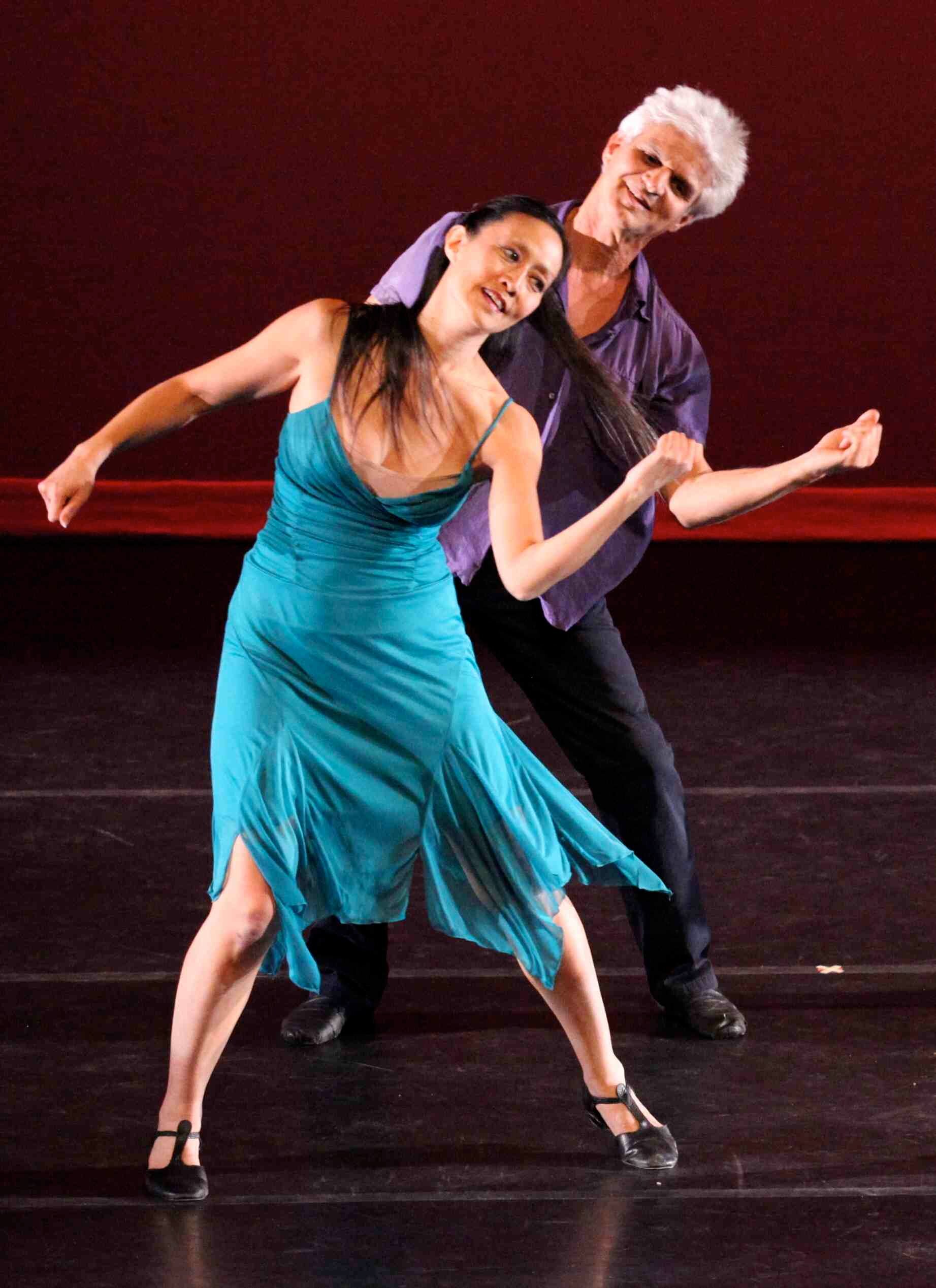 Desert Dance Theatre is contemporary dance theatre company in Arizona founded in 1979. DDT is celebrating 36 years of performances and educational programs.