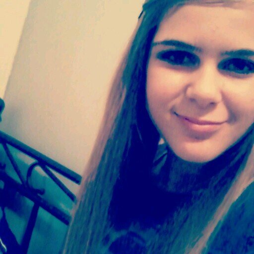 love voetbal '♡ love my friends '♡ stay strong and never give up '♡ live, laugh, love '♡