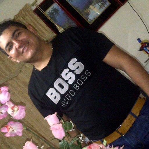 araqueenrique's profile picture. ingeniero en petroleo (universidad del zulia)