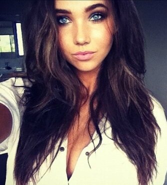 Rock N' Roll Hottie
