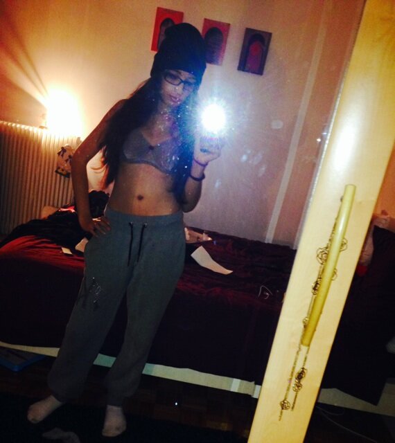 MyriamLovely's profile picture. BBM 27C7DB91.                     #TeamInsomniaque.   #forever.                           #FollowMe!!♥  & #IFollowBack!!  #IkissYou.    FB:Miim'Ss Sllmt