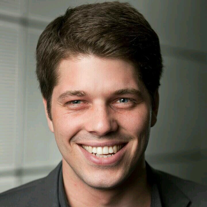 Co-founder & #bizdev @Sherpany. Interested in #corpgov, #reporting and #boardportals. @UZH_news Alumni (Bachelor of #law)