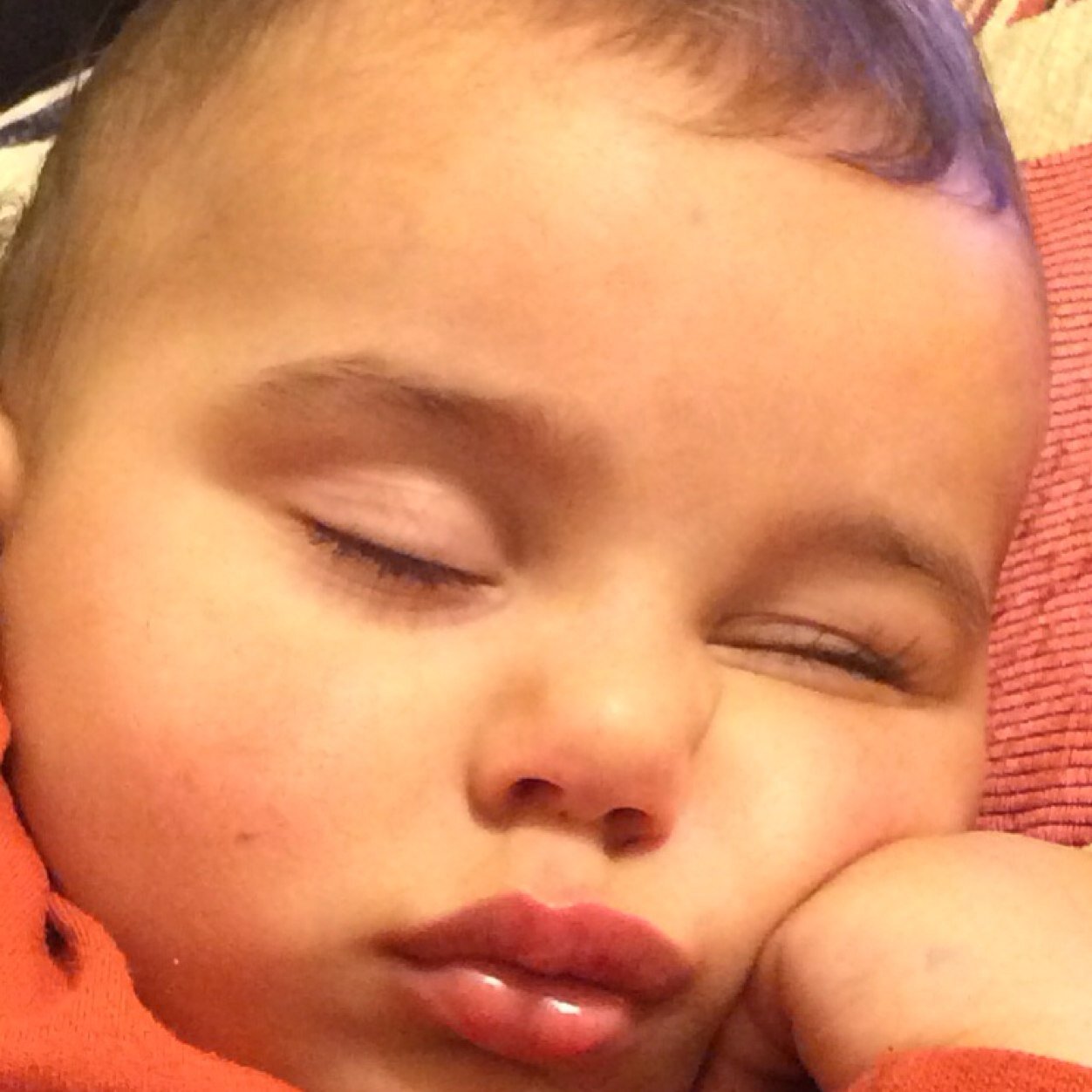 alismaismail's profile picture. 