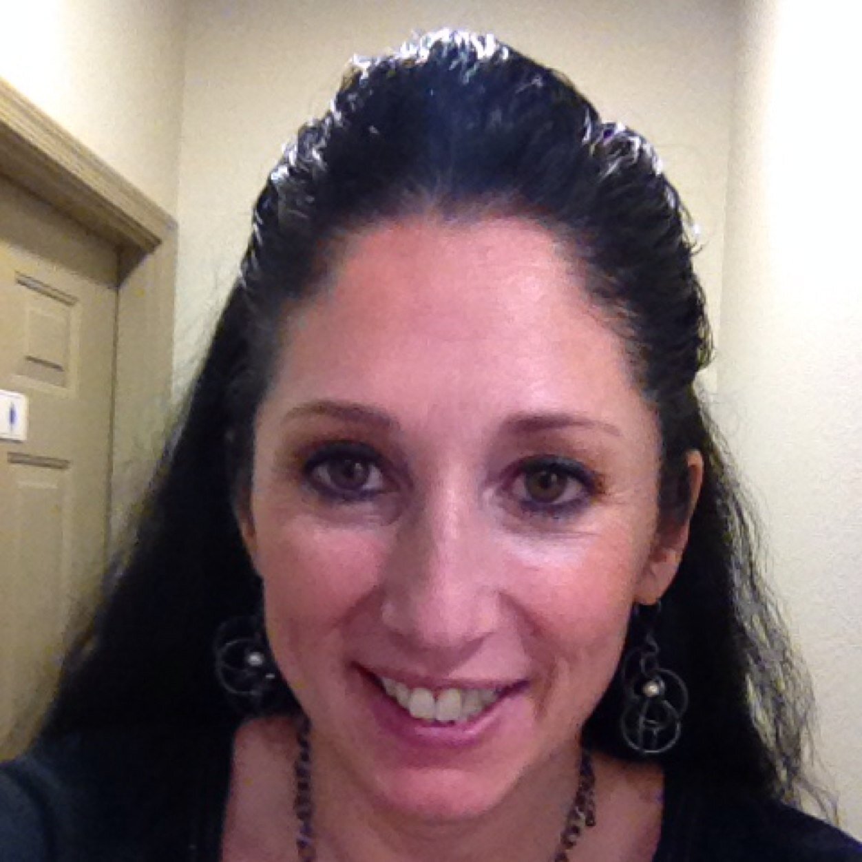 LeceeNovak's profile picture. 