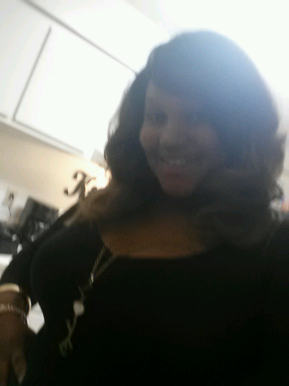 My LIFE is crazy...my tweets r the commentary Follow me on instagram: Beautyislove09