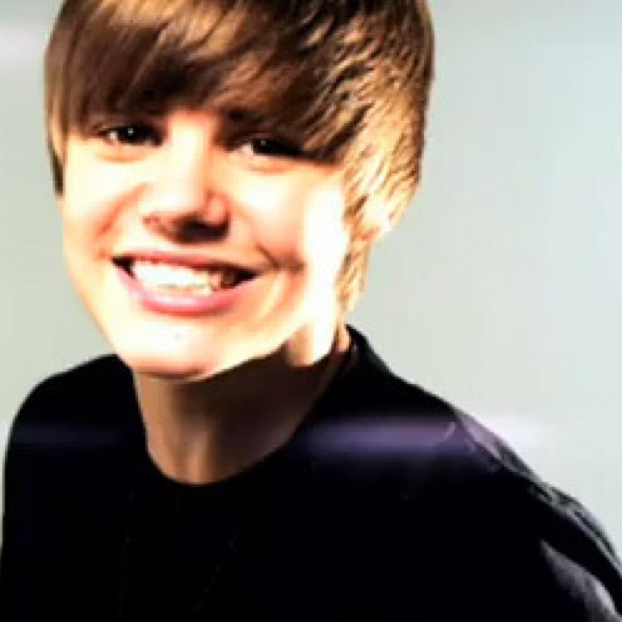 Hey! i just gave you a free follow! please follow my actual account @inkingjai