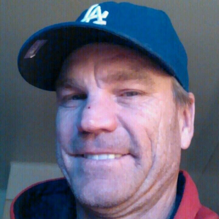 15markhart15's profile picture. 