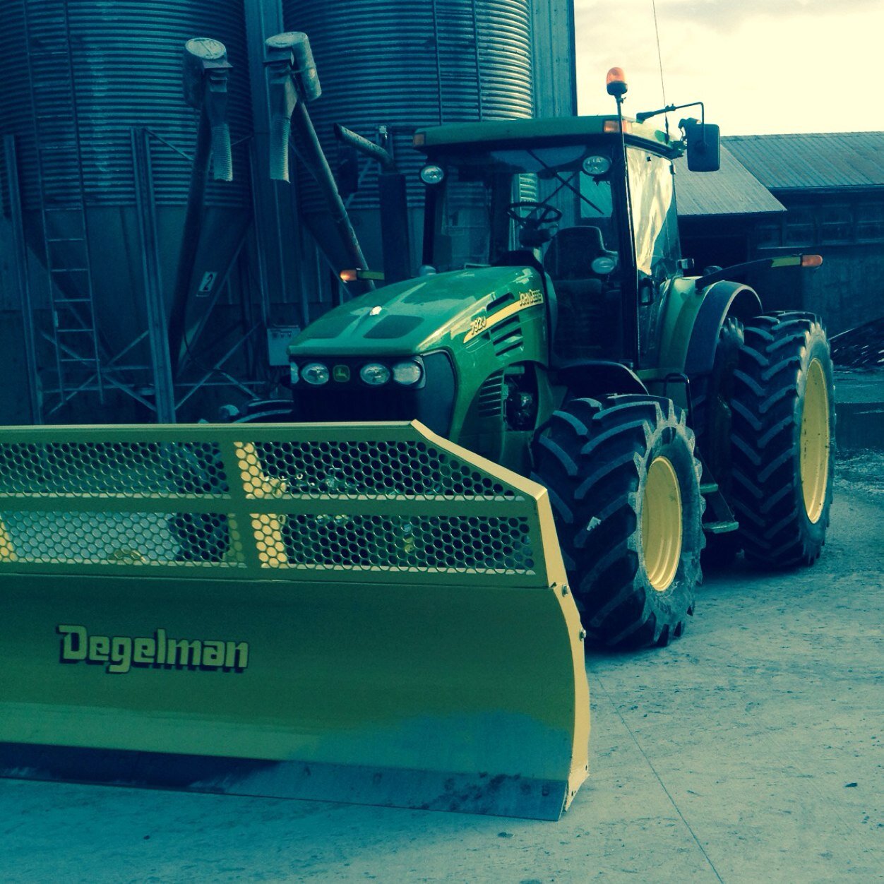 Cordinefarms2's profile picture. Doin what i was born to do , milkin cows and workin land