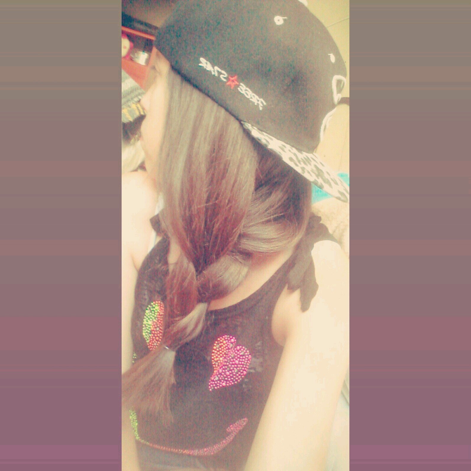 ♡♡ la curva más linda de una mujer es su sonrisa -Bob Marley ♡♡