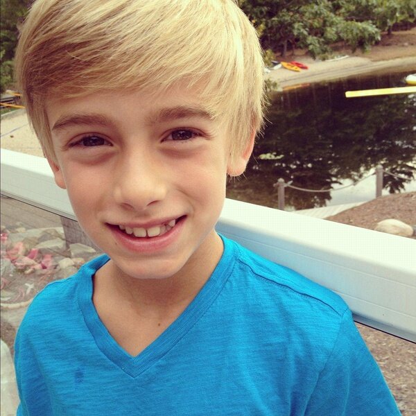 JohnnyOrlando Is a 11 years old singer on Youtube Catch him up there |  OFFICIAL JOHNNY ORLANDO's FanPage Twitter Philippines
