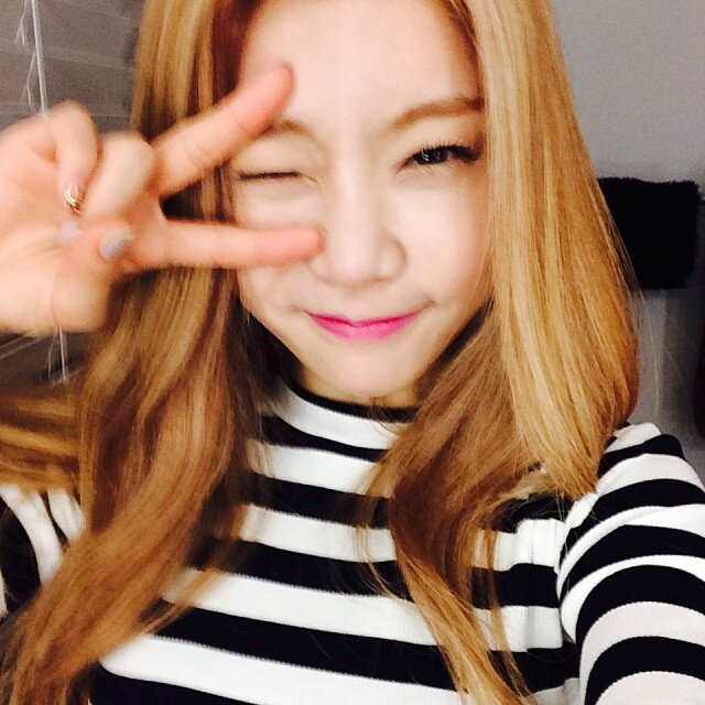 อันยอง sojinวง girl'day ค่ะ