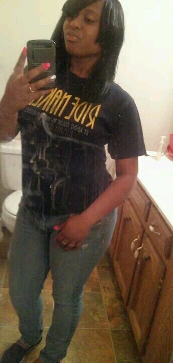 , #Love my DidDat family  , Cute, Thick asf , StayDoing Asia :) 4214 Cant Wait(: , Class of 2013 :) FMOI @Swervee_Bossn