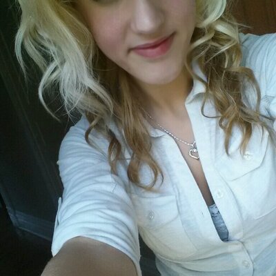 Samantha Kay (@SamanthaKay296) Twit amateur photo Samantha Kay (@SamanthaKay296) Twit photo