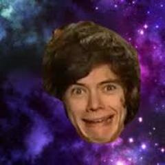 hiiiiiiii please follow my main account @whiiteeskimo 
love you all