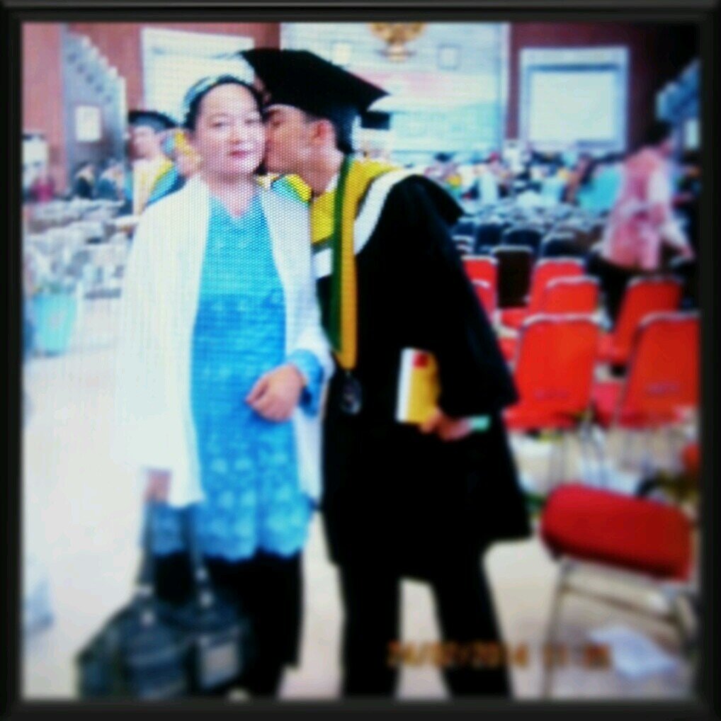 Life is only a Moment... and we are living behind the secret world.. #DOTA2PLAYER (id: Soto Banjar S.Kom)
