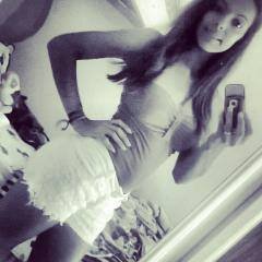 Mas ela é toda toda ^^ pskopskopsko