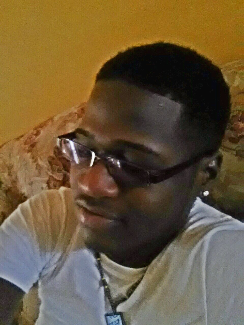 Di_Gyallis_Don's profile picture. #♥music_lovers'  #aDatBad 1 real chachabuoy, # LOYALTY #OVER #ROYALTY #rmadrid #beingreal