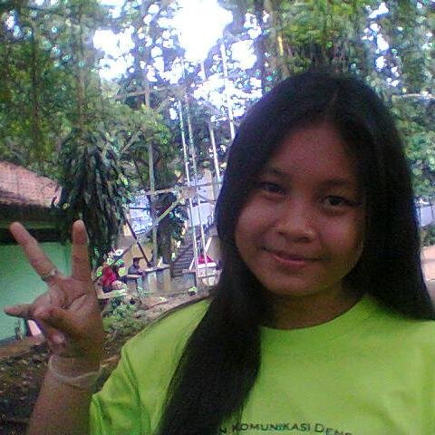 Octhaviyani1's profile picture.