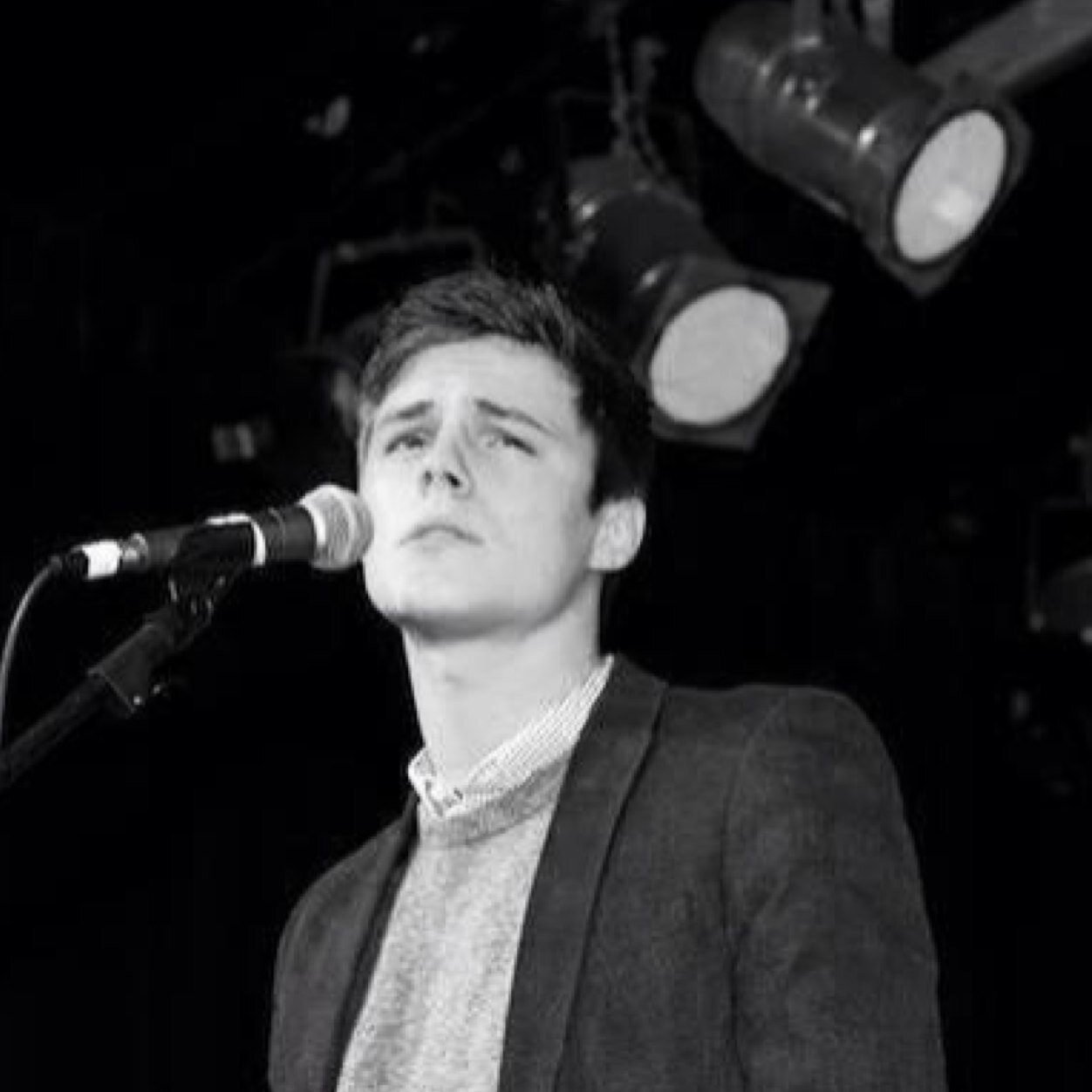 Support & Promotion for Tom Gregory.. A auditionee for TheVoiceUK | @TomDGreg | https://t.co/u94xUbxUfK