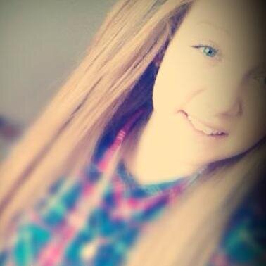 hiya follow me  and i will follow u back im fun loud and bubbly  follow me on instagram  ANUSHKAHILL x!:-) xxx