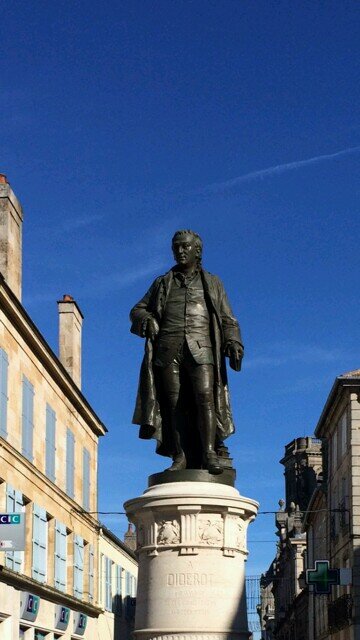 jhmLangres's profile picture. 