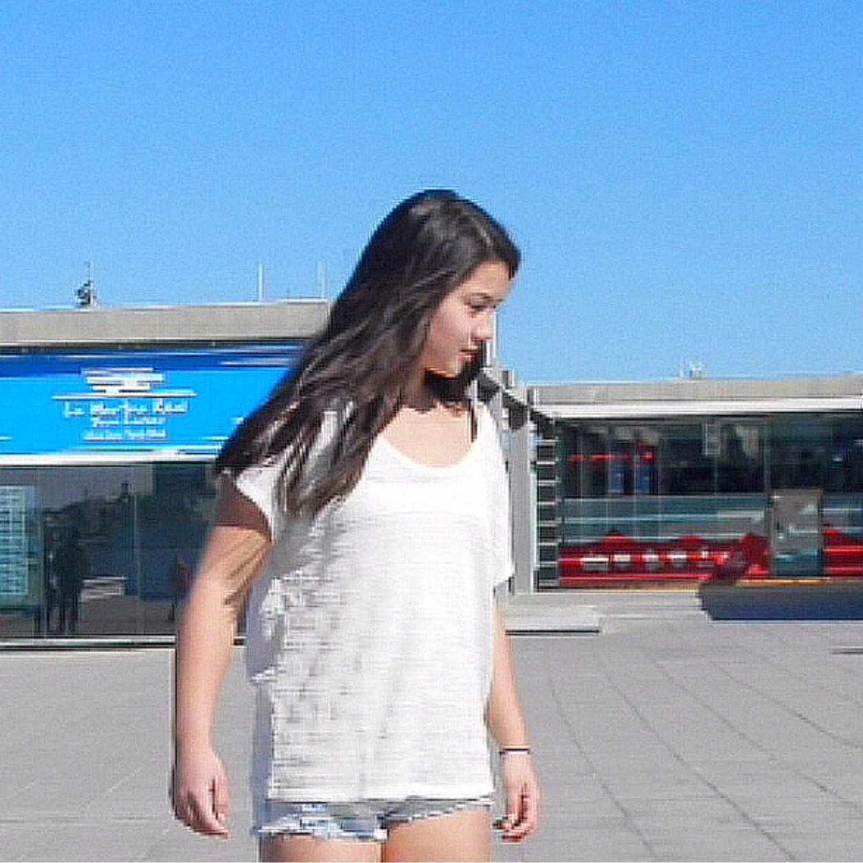 Insta @xLilani