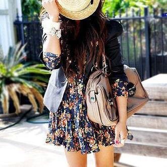 Venta de ropa, calzado accesorios y otros. Contactar en hipocero@gmail.com