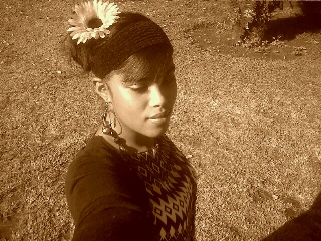 Fashion fairy love looking fabulous like sushi like hanging out good sense of humor working on my dream very confidante