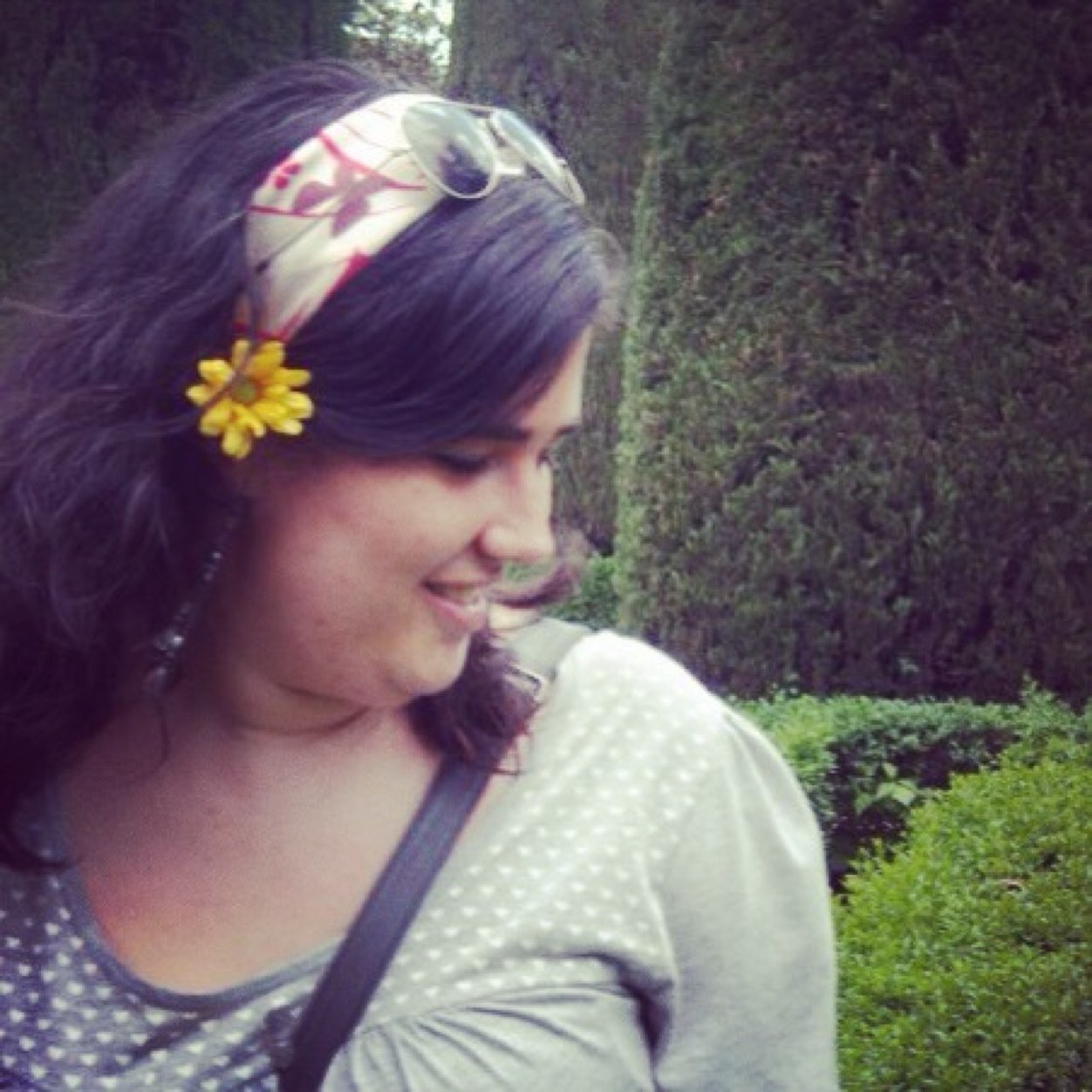 Pasión por esos pequeños dibujantes de sonrisas, y reparadores de depresiones con abrazos :) Psicóloga. Coordinadora. Soñadora. Ingenua