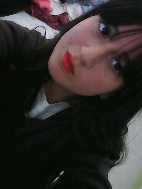 Never give up for anyone ! :) proud of who I am , SMILE - forever ! 1D my love ! :) Zayn Malik my Idol :)!