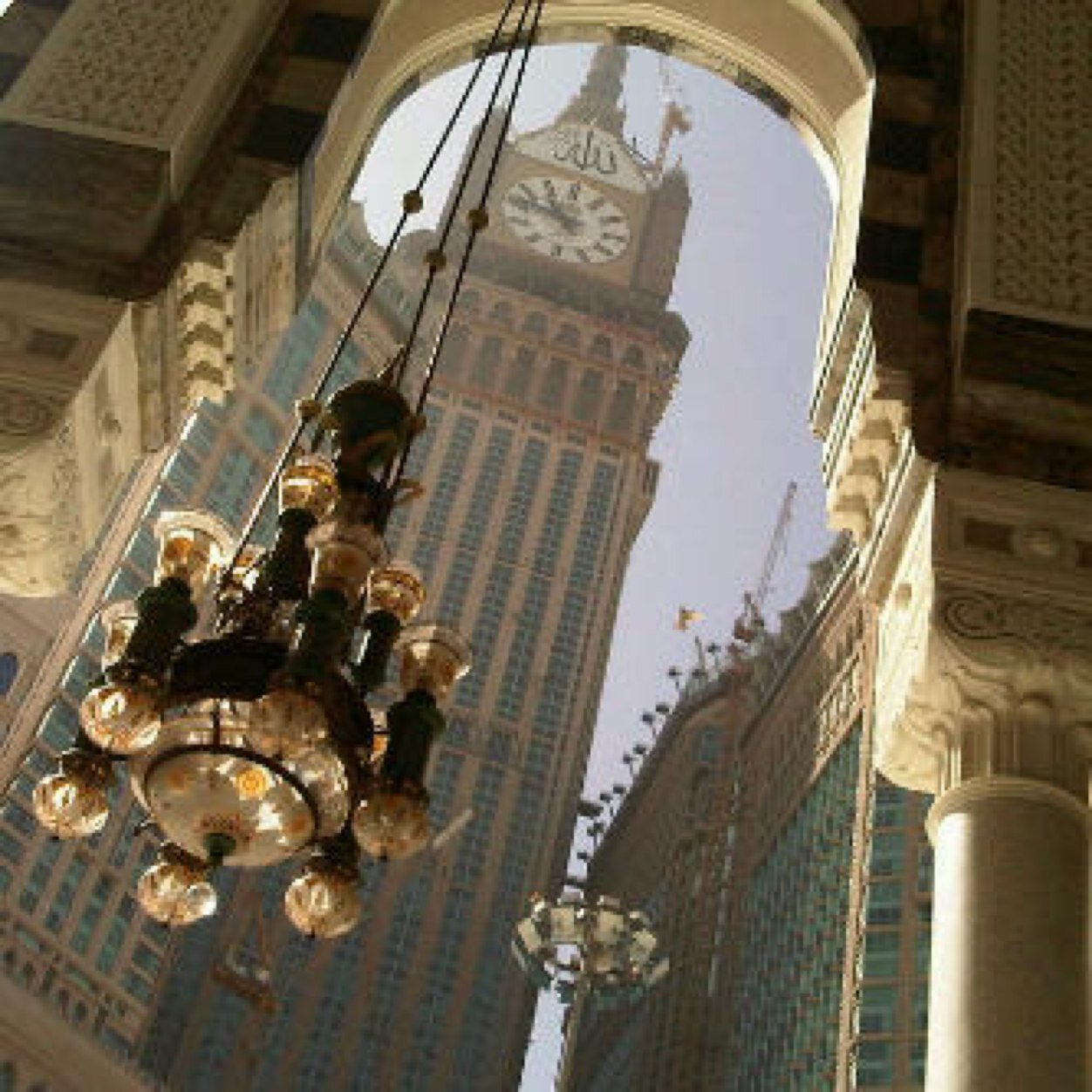 { ادْعُ إِلَى سَبِيلِ رَبِّكَ بِالْحِكْمَةِ وَالْمَوْعِظَةِ الْحَسَنَةِ }
