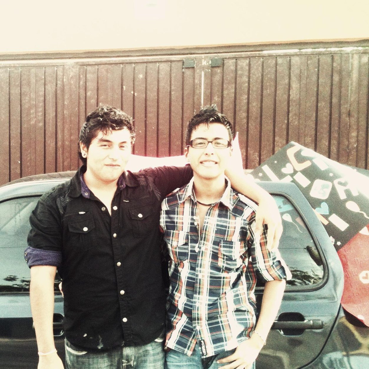 ¿Triste? Triste es que te quieran solamente como amigo /: Sigueme & te Sigo :3♥