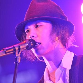 RADWIMPSが大好きな管理人が運営する非公式アカウントです。RADWIMPSの歌詞、名言、豆知識などをつぶやいています。RADが好きな方はぜひフォローして下さい！