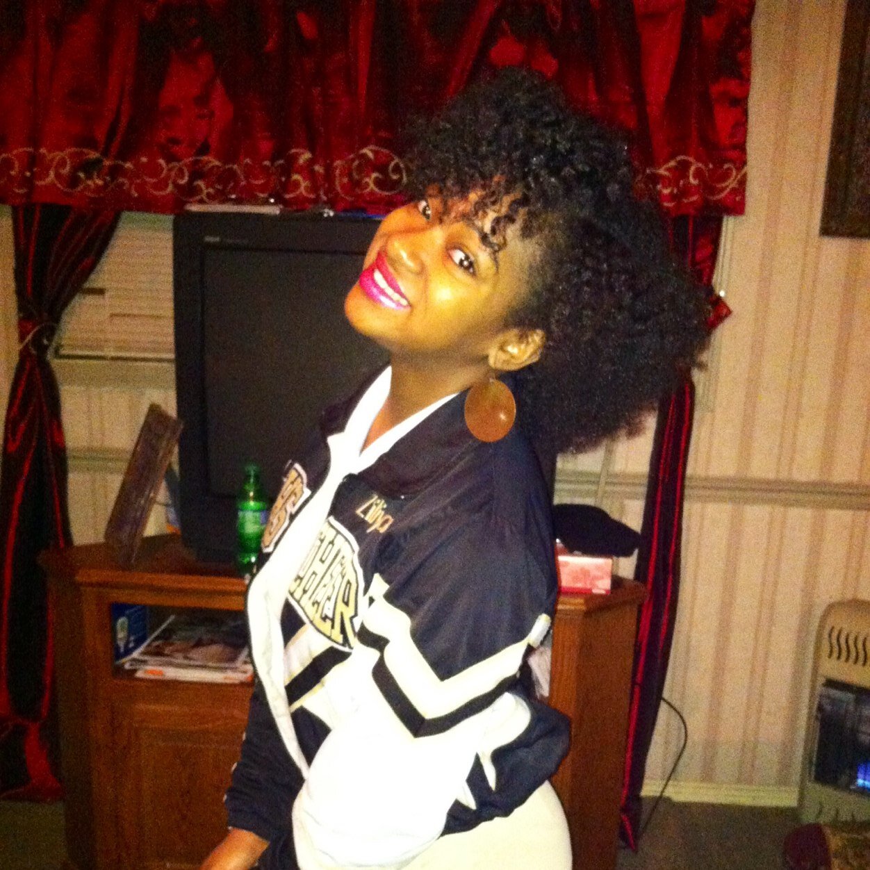 ziliyahbenton's profile picture. liyah | 16 | junior | cheerleader | god first | NATURAL GIRLS ROCK | follow me & ill follow back :)
